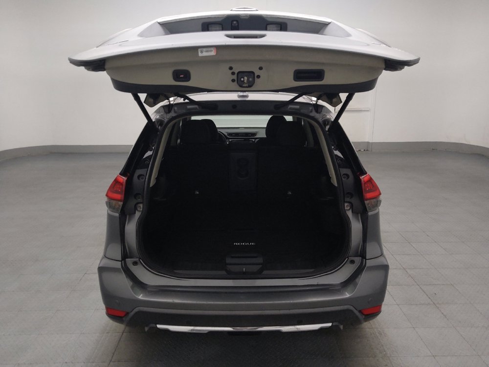 Used 2019 Nissan Rogue SV AWD/4WD image 29