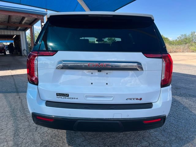 Used 2021 GMC Yukon AT4 w/ AT4 Premium Package AWD/4WD image 5
