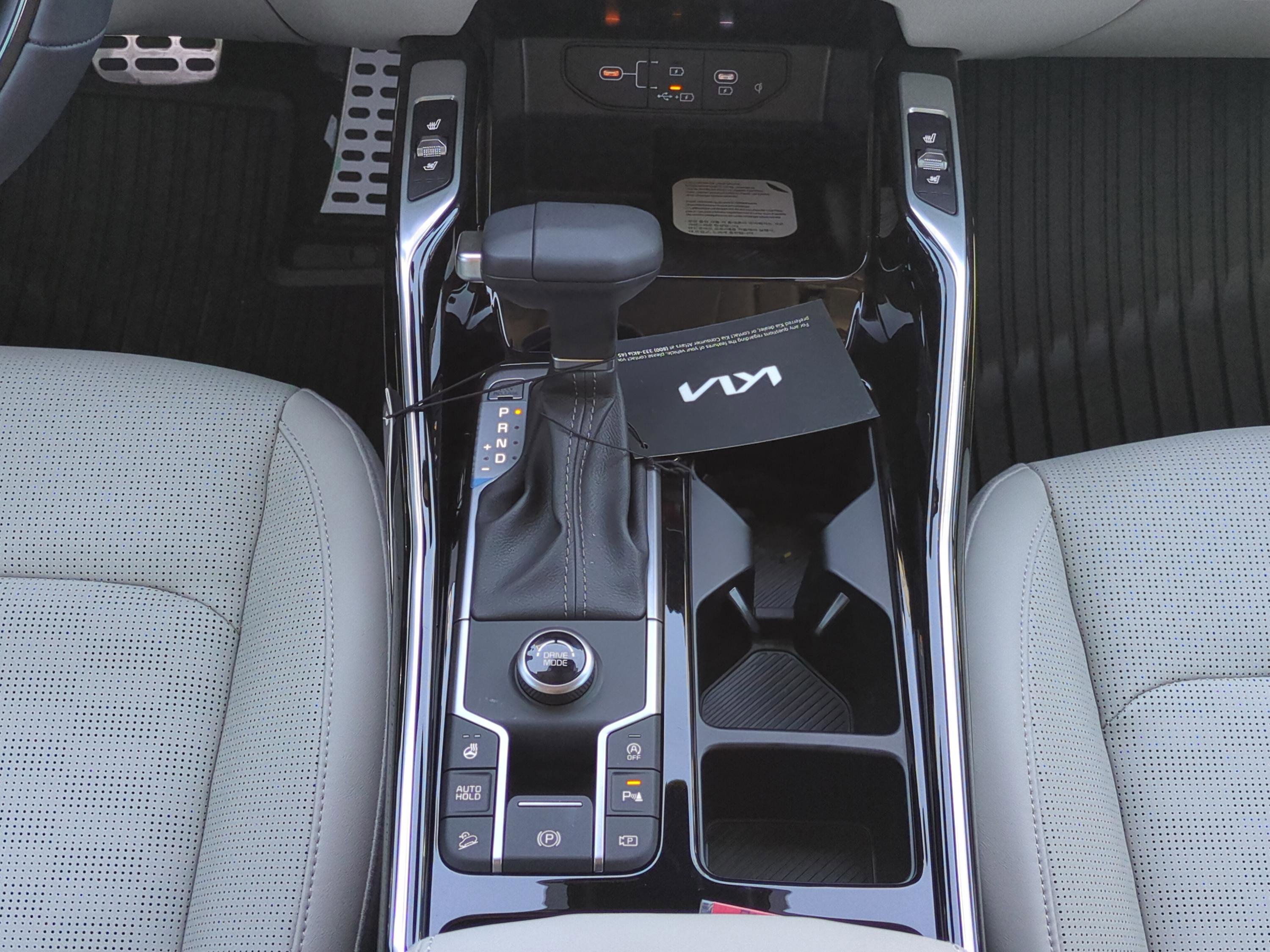 New 2026 Kia Sorento SX image 18