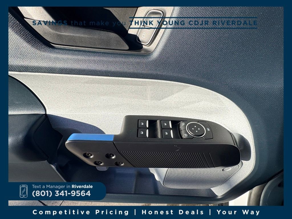 Used 2025 Ford Maverick XLT w/ XLT Luxury Package image 23