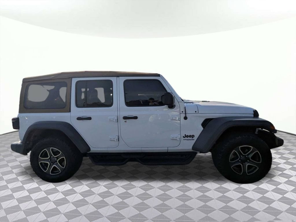 Used 2020 Jeep Wrangler Unlimited Sport AWD/4WD image 2