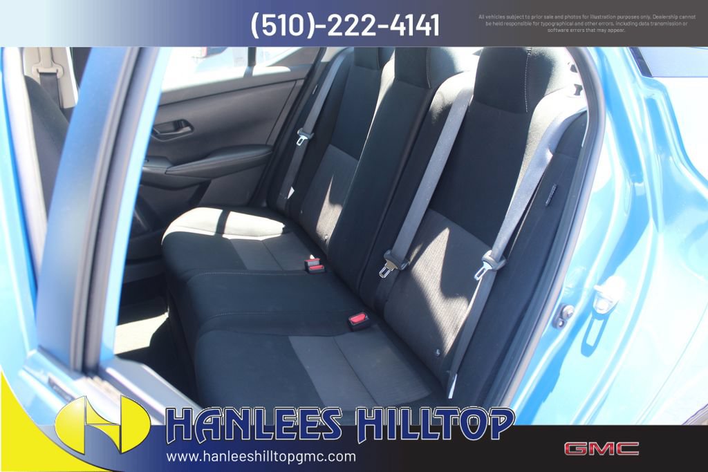 Used 2024 Nissan Sentra SV FWD image 13