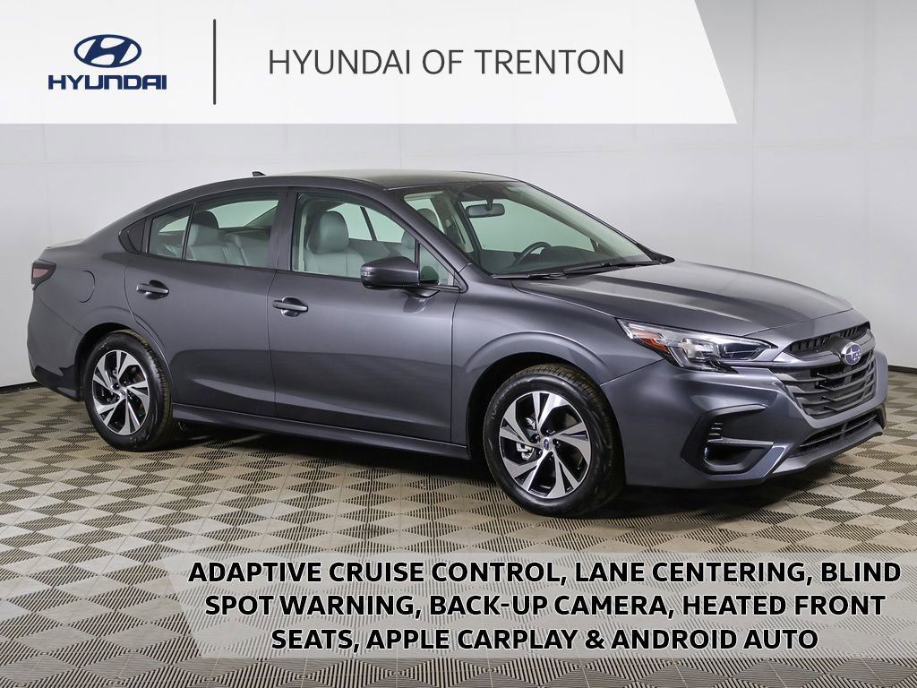 Used 2025 Subaru Legacy Premium AWD/4WD image 1