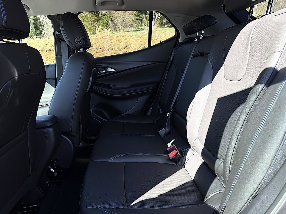 Used 2026 Buick Encore GX Sport Touring w/ Comfort Package image 12