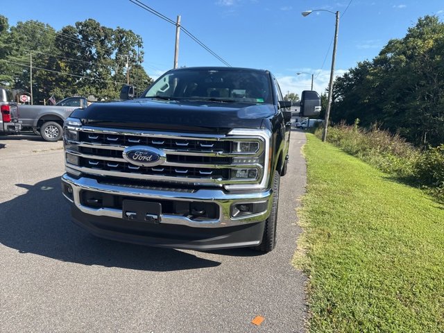 New 2026 Ford F350 Lariat image 12