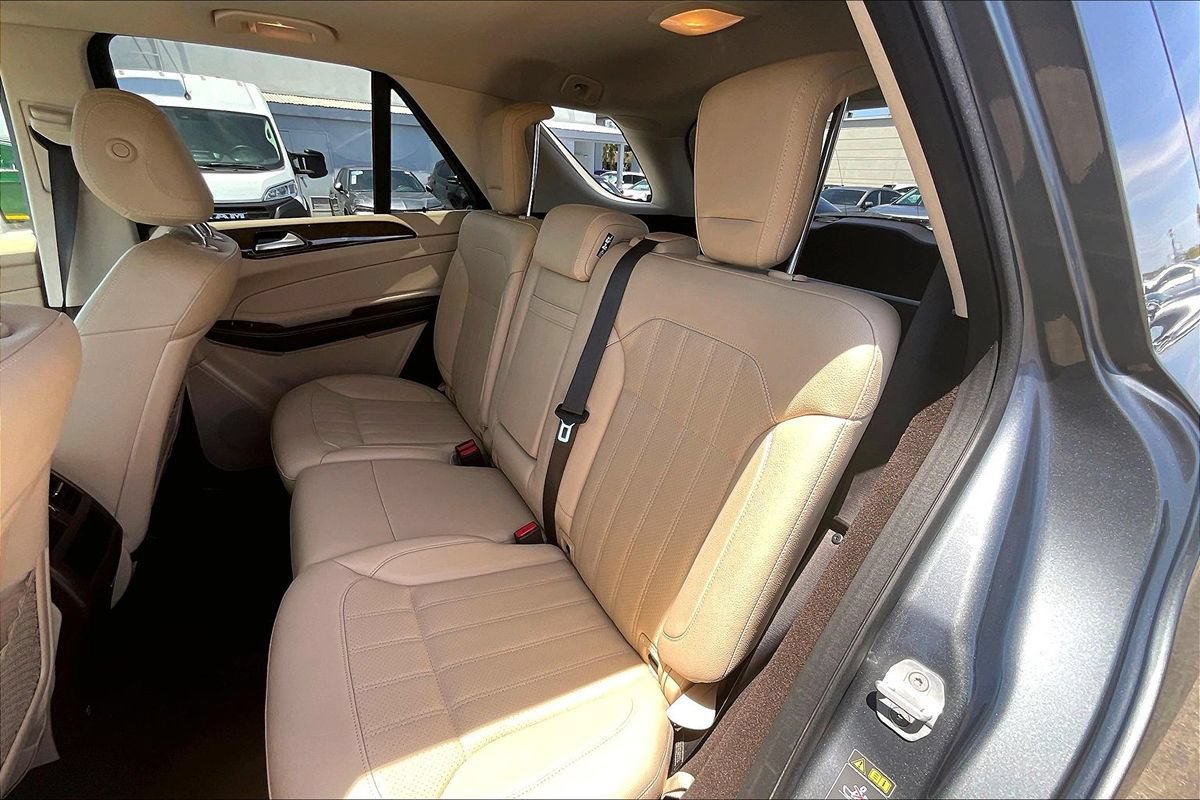 Used 2018 Mercedes-Benz GLE 350 4MATIC w/ Premium 1 Package image 31