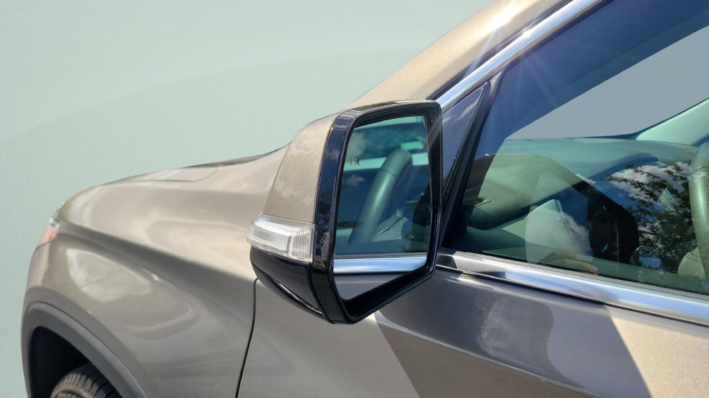 Used 2019 Chevrolet Traverse LT FWD image 26