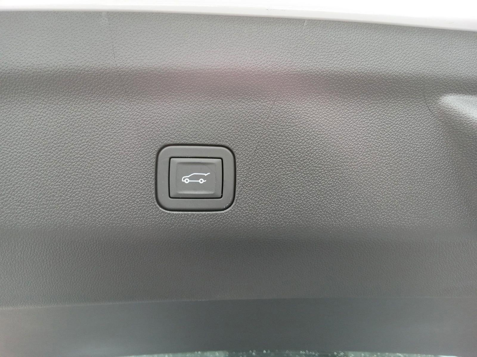 New 2026 Cadillac Escalade Platinum Sport w/ LPO, ONYX Package image 30