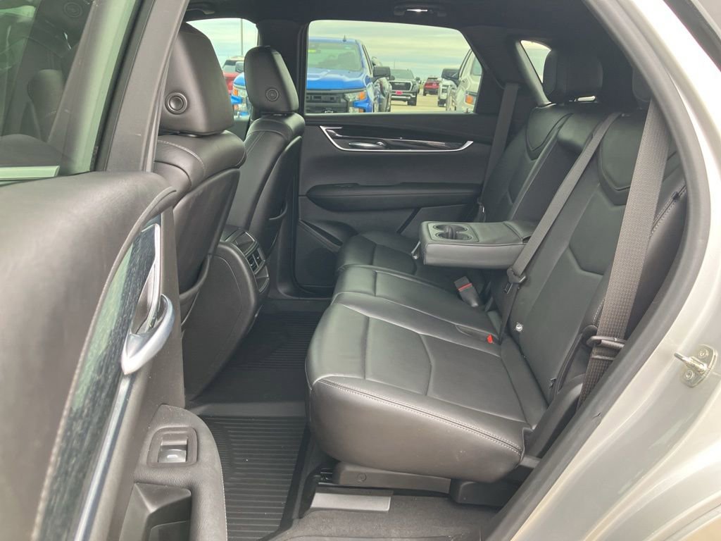 Used 2020 Cadillac XT5 Premium Luxury w/ LPO, Floor Liner Package image 18