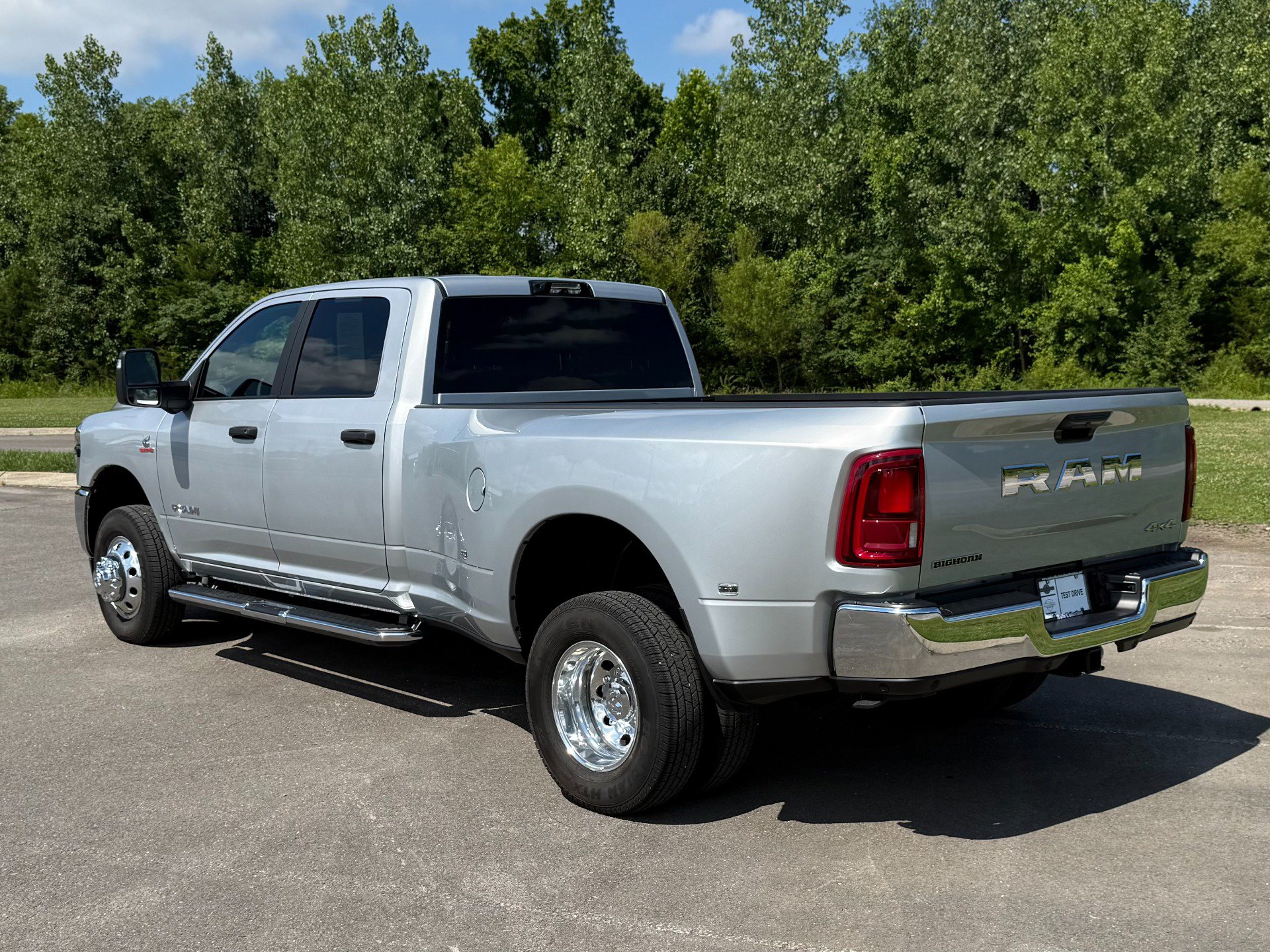 Used 2026 RAM 3500 Big Horn AWD/4WD image 4