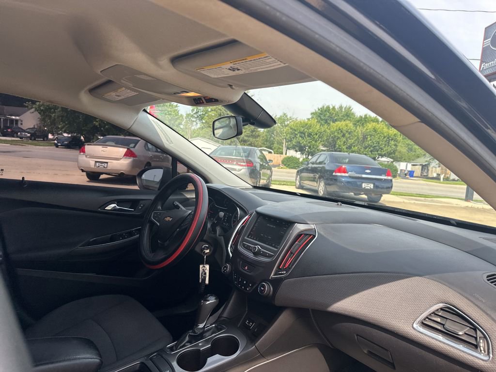 Used 2019 Chevrolet Cruze LS w/ LS Convenience Package image 71