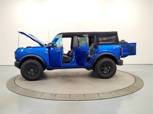 Used 2023 Ford Bronco Wildtrak image 12