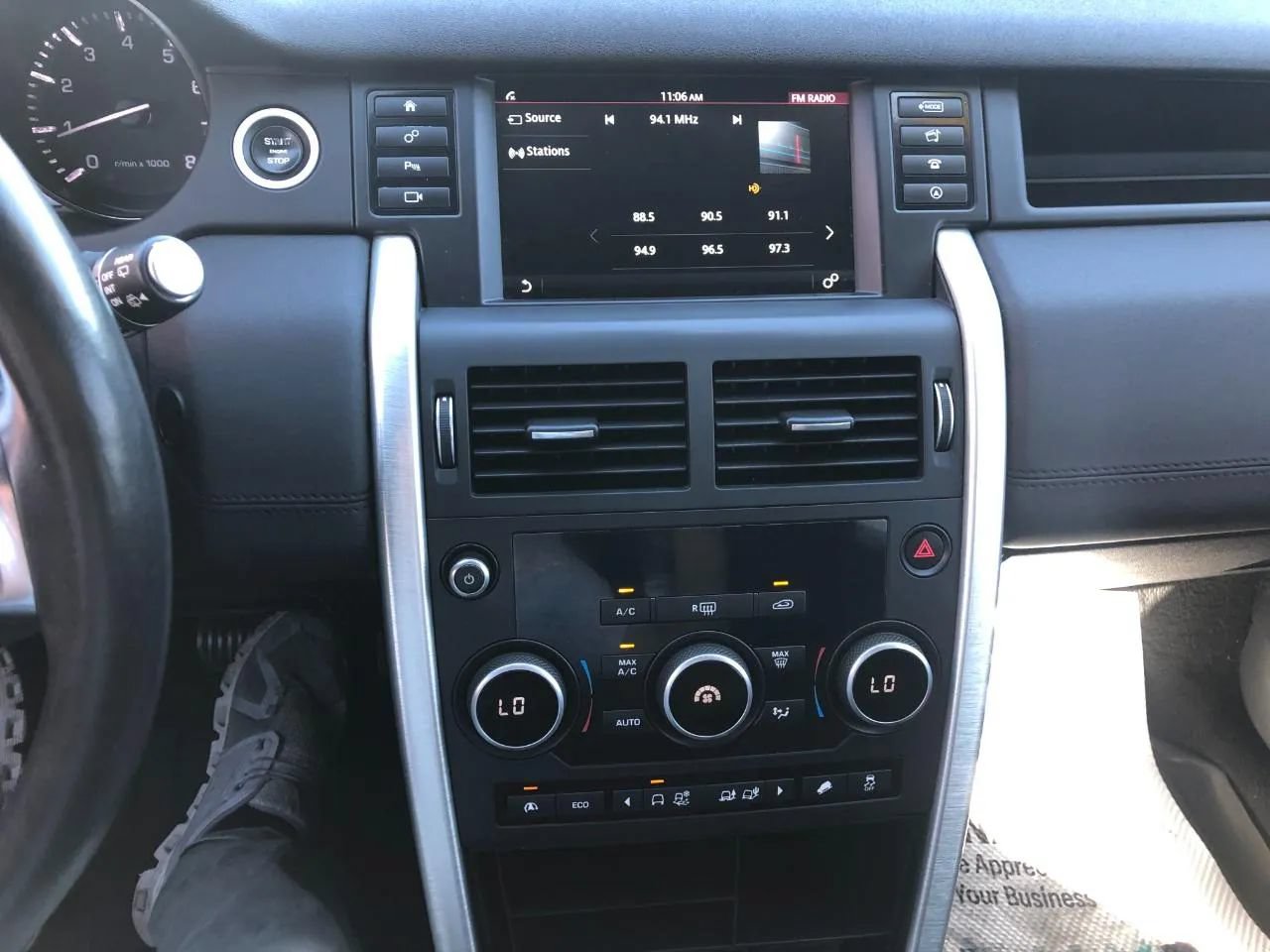 Used 2015 Land Rover Discovery Sport HSE AWD/4WD image 19