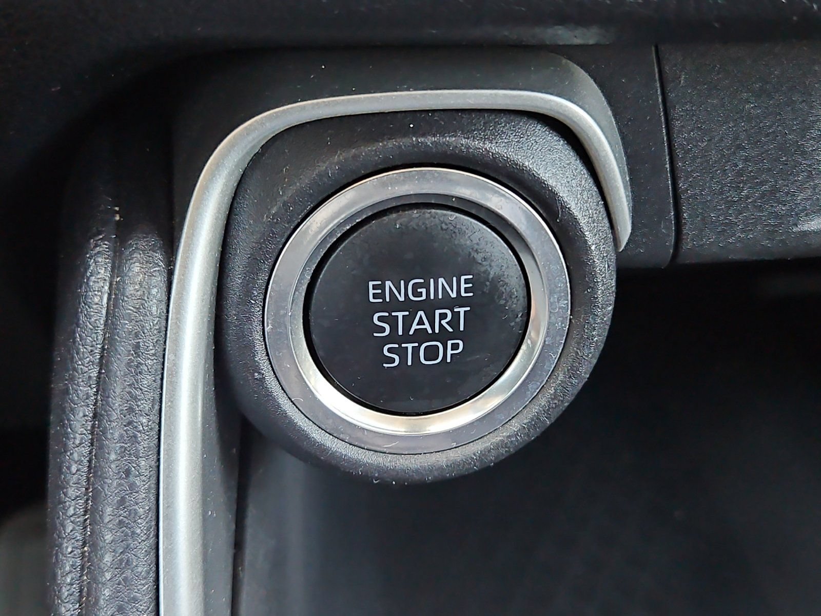 Used 2025 Toyota Grand Highlander AWD image 21