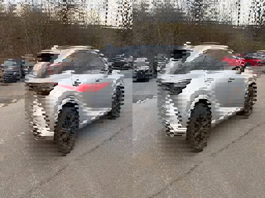 Used 2025 Lexus RX 500h F Sport w/ Convenience Package image 26