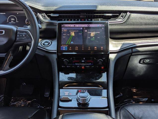 Used 2023 Jeep Grand Cherokee Limited AWD/4WD image 15