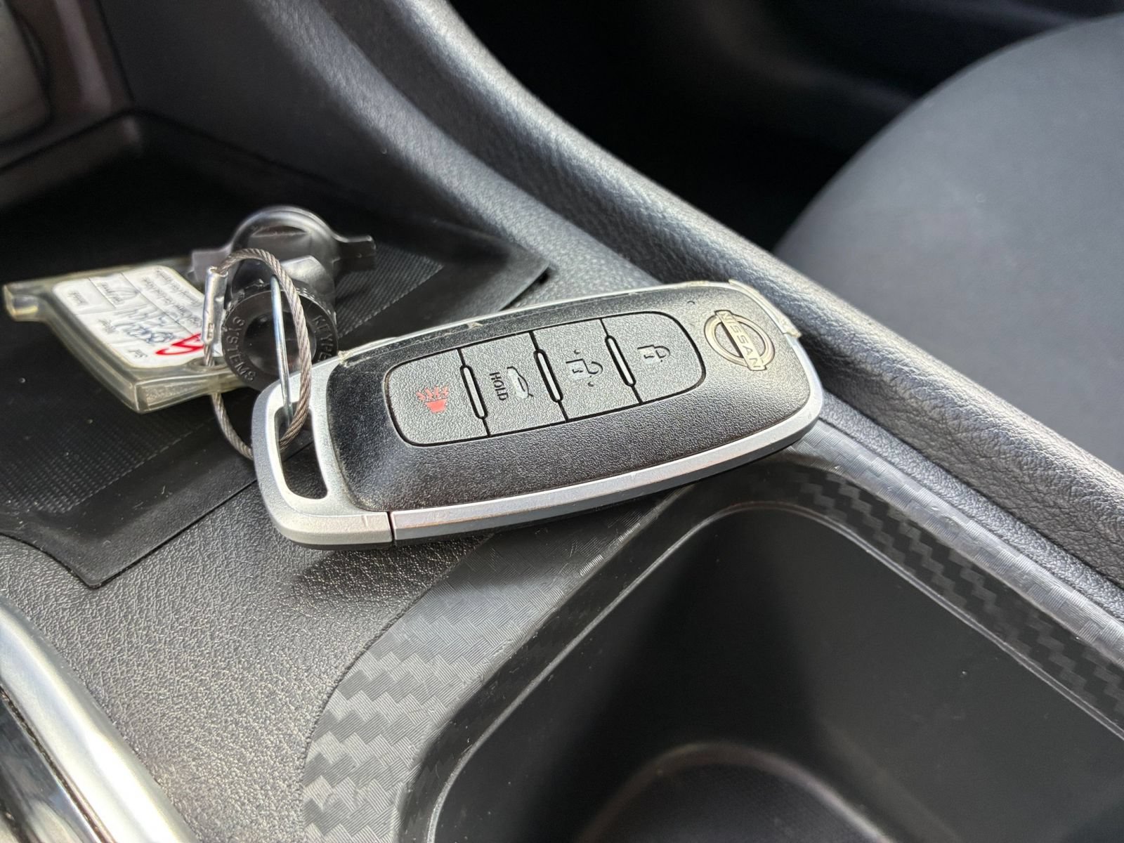 Used 2025 Nissan Sentra SV FWD image 20