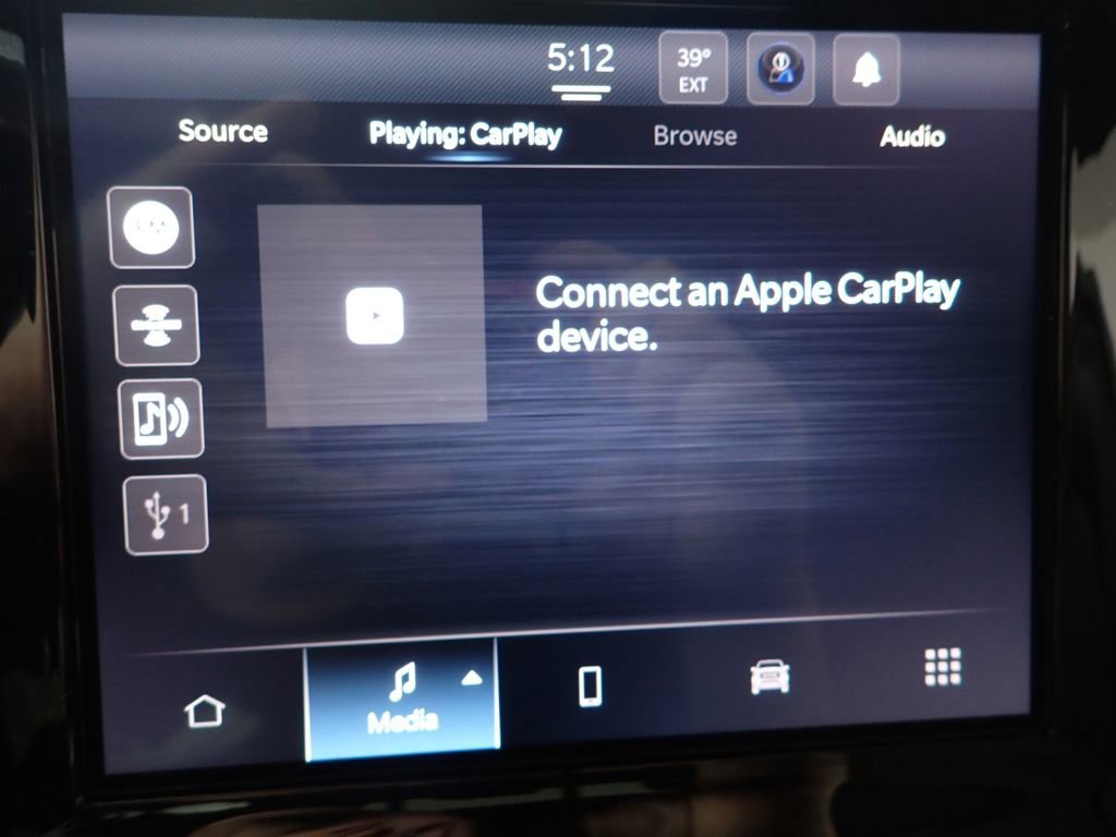 New 2026 RAM 1500 Express AWD/4WD image 3