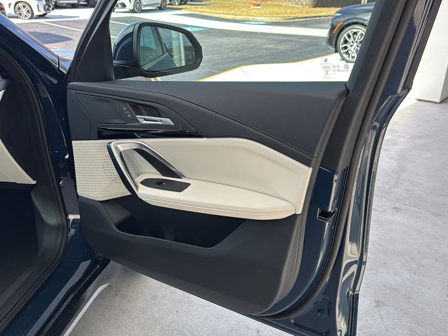 New 2026 BMW X1 xDrive28i w/ Technology Package image 11