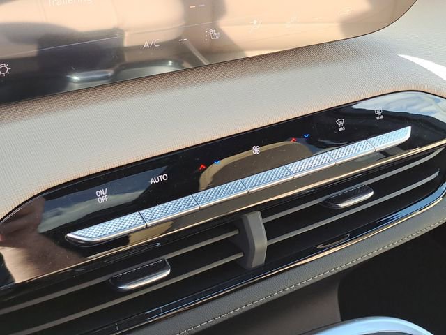 New 2026 Buick Enclave Preferred w/ Power Package image 26