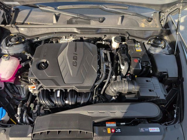 Used 2025 Hyundai Sonata SEL FWD image 34