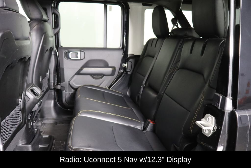 Used 2024 Jeep Wrangler Unlimited Sahara w/ Technology Group AWD/4WD image 16