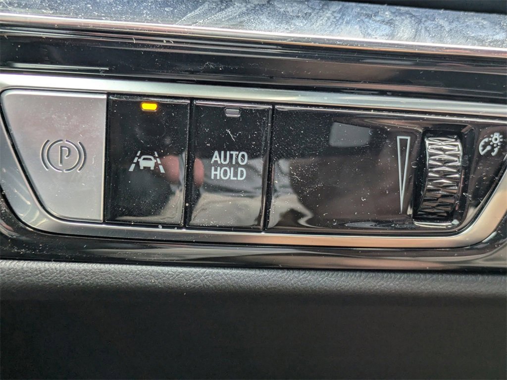 Used 2024 Cadillac Lyriq Luxury image 26