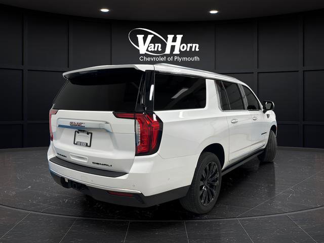 Used 2024 GMC Yukon XL Denali w/ Denali Reserve Package image 3