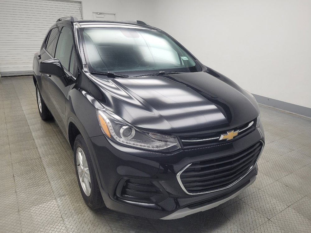 Used 2020 Chevrolet Trax LT w/ LT Convenience Package image 13
