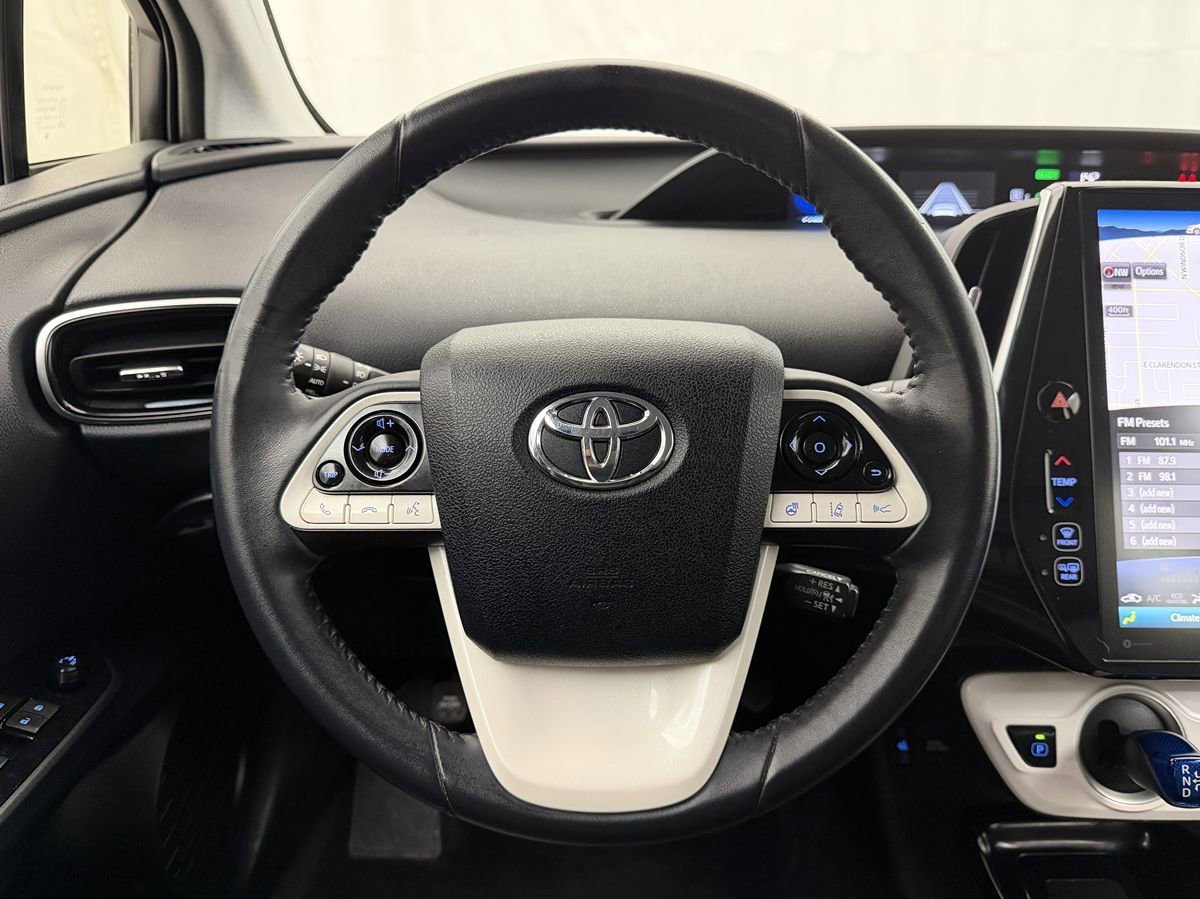 Used 2017 Toyota Prius Prime Advanced FWD image 9