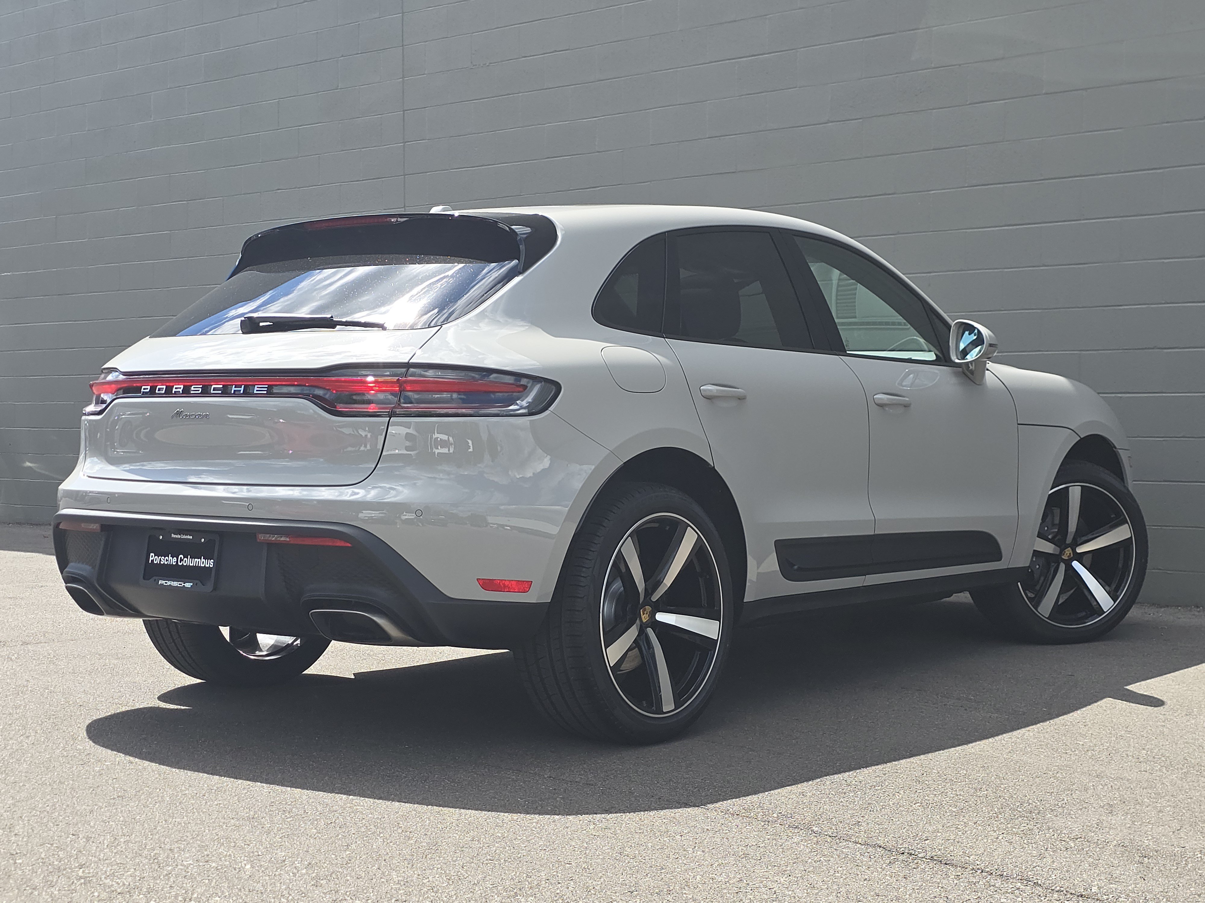 New 2026 Porsche Macan AWD/4WD image 15