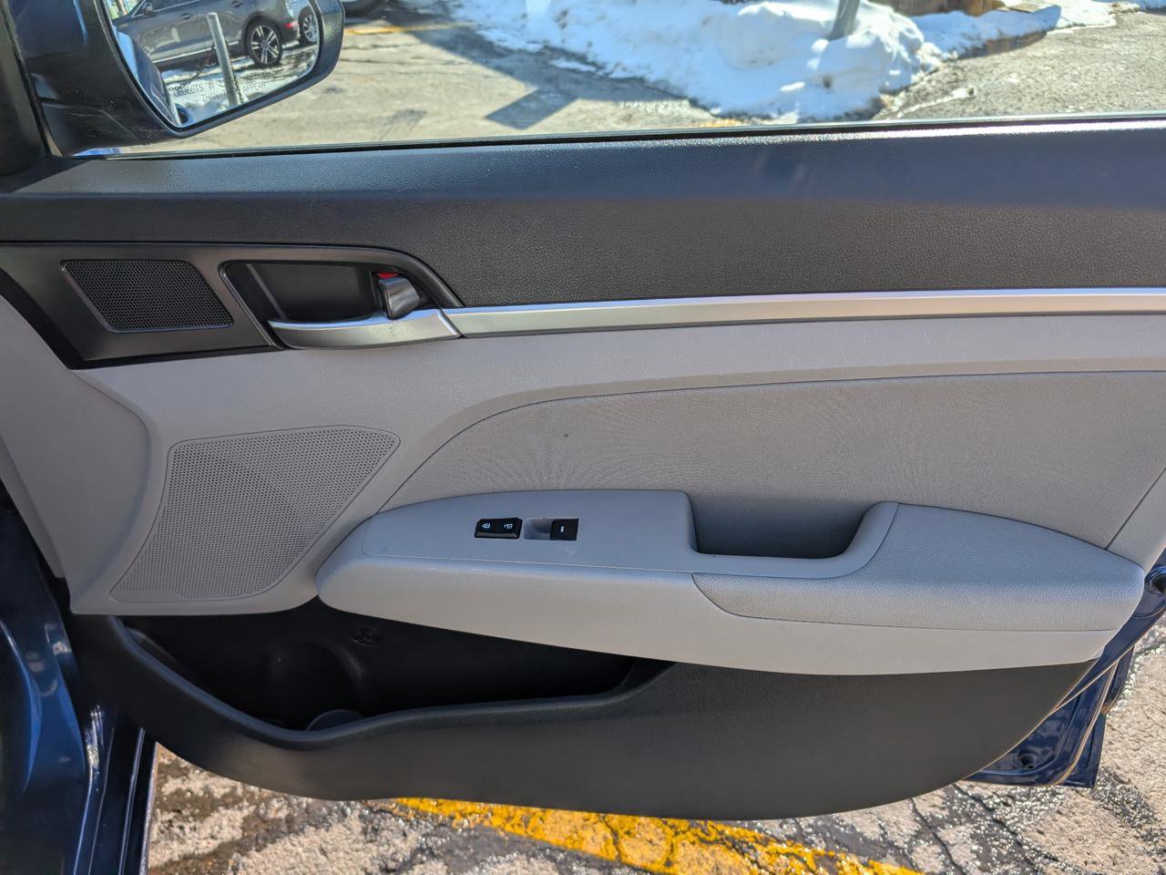 Used 2020 Hyundai Elantra SEL FWD image 27