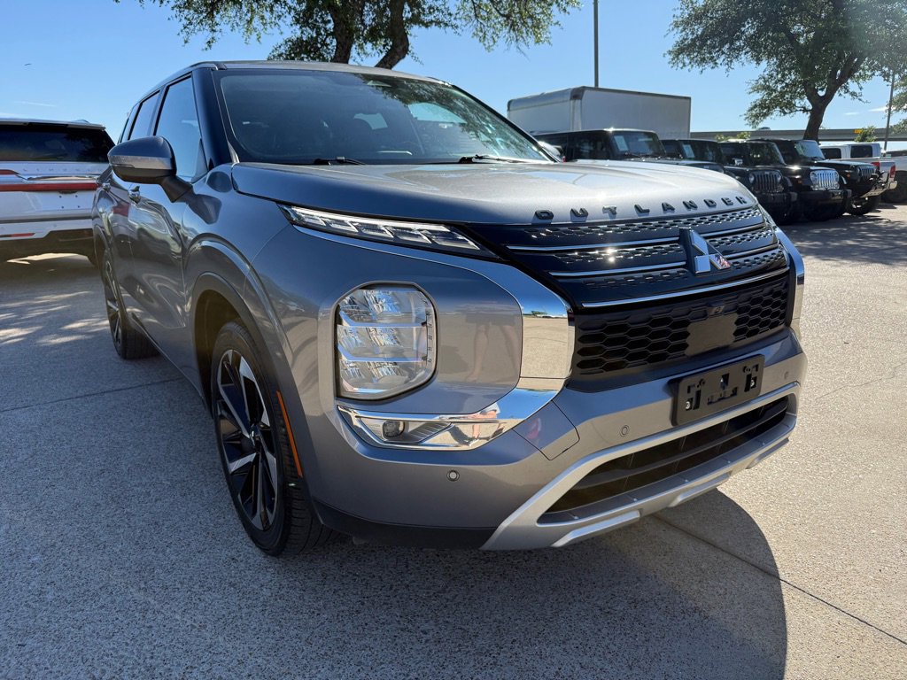 Used 2022 Mitsubishi Outlander SE