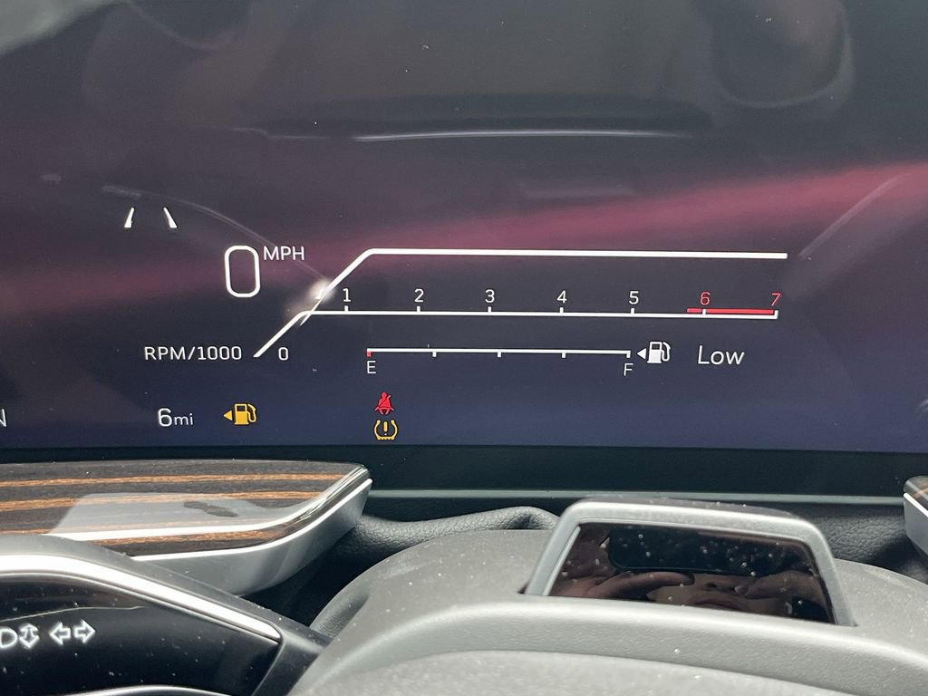 New 2026 Cadillac Escalade Luxury image 3