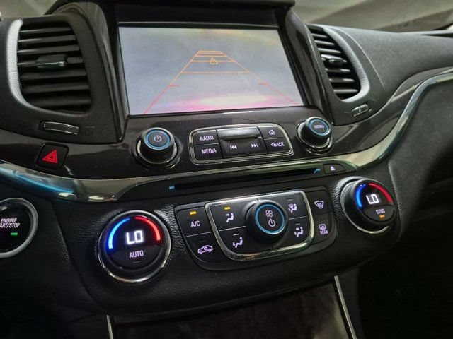 Used 2015 Chevrolet Impala LTZ FWD image 17