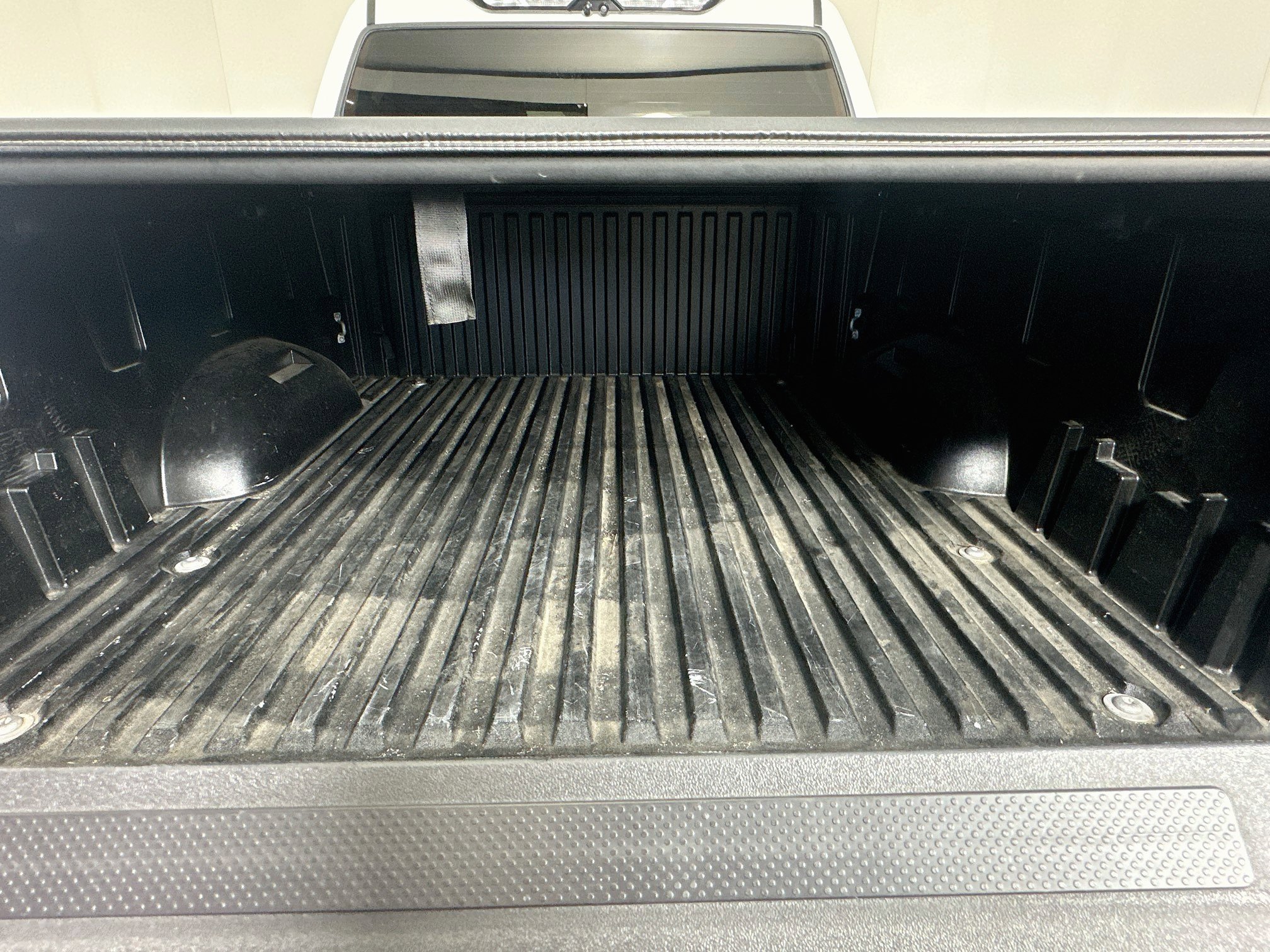 Used 2024 Toyota Tundra Limited AWD/4WD image 29