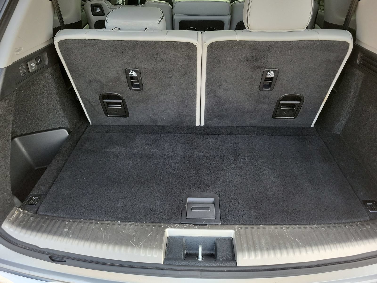 Used 2023 Acura MDX SH-AWD w/ Advance Package image 26