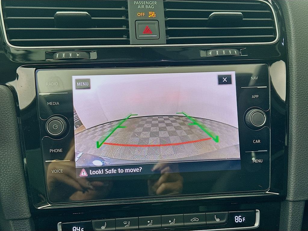 Used 2018 Volkswagen Golf SEL image 14