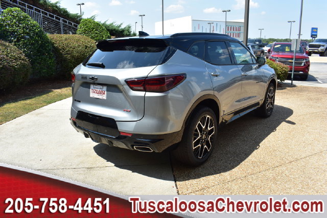 New 2026 Chevrolet Blazer RS w/ LPO, Floor Liner Package FWD image 11