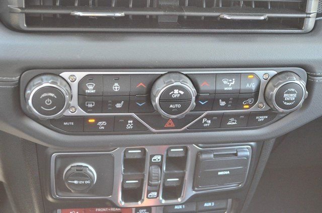 New 2025 Jeep Wrangler Unlimited Rubicon 392 image 31