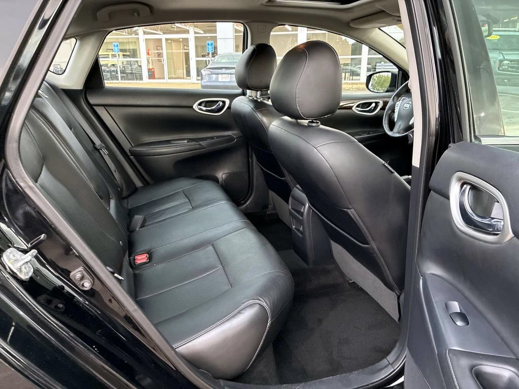 Used 2014 Nissan Sentra SL w/ Premium Package FWD image 11