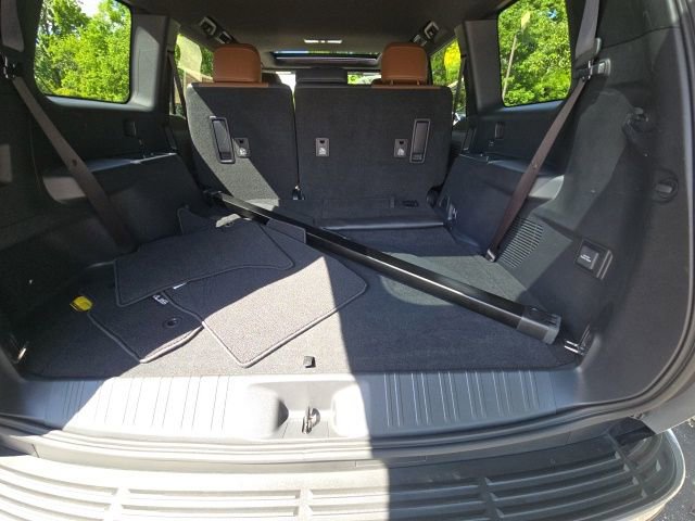 Used 2024 Lexus GX 550 w/ Cold Area Package AWD/4WD image 40