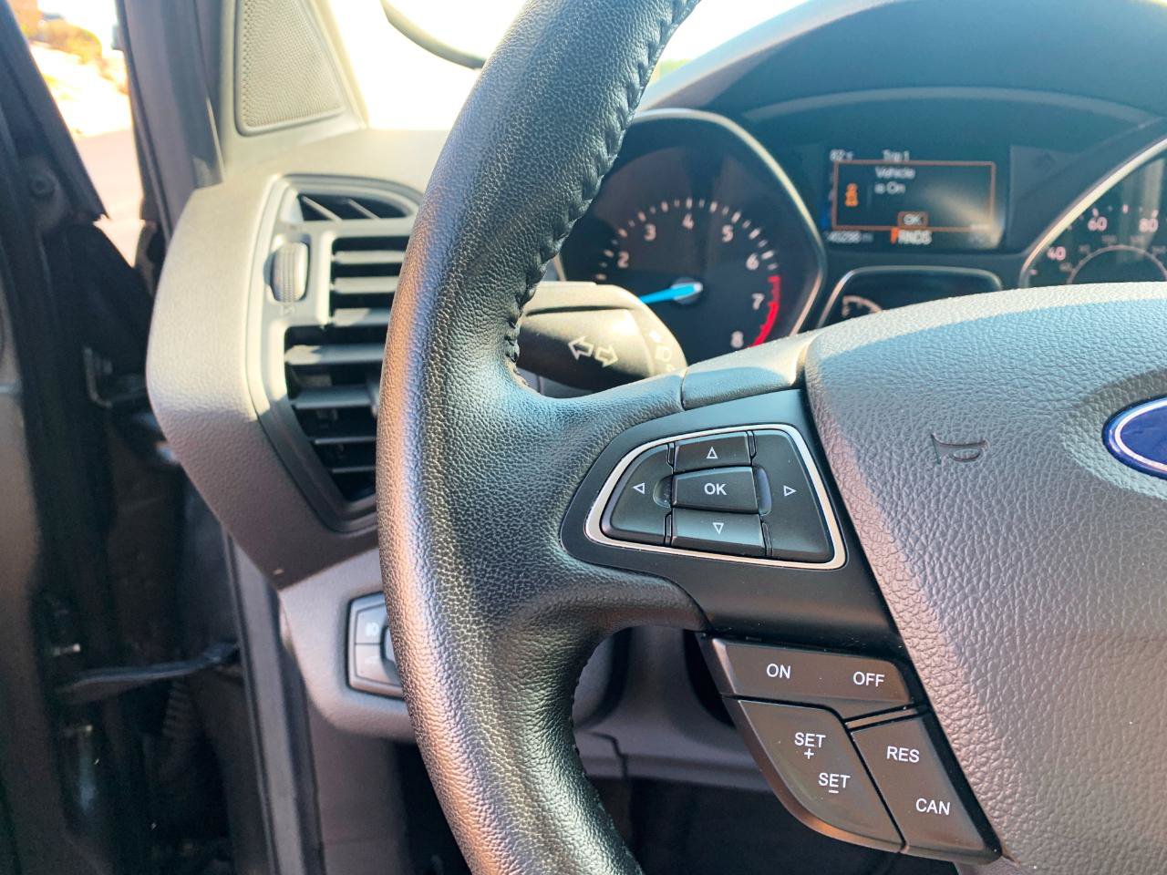 Used 2019 Ford Escape SEL AWD/4WD image 9