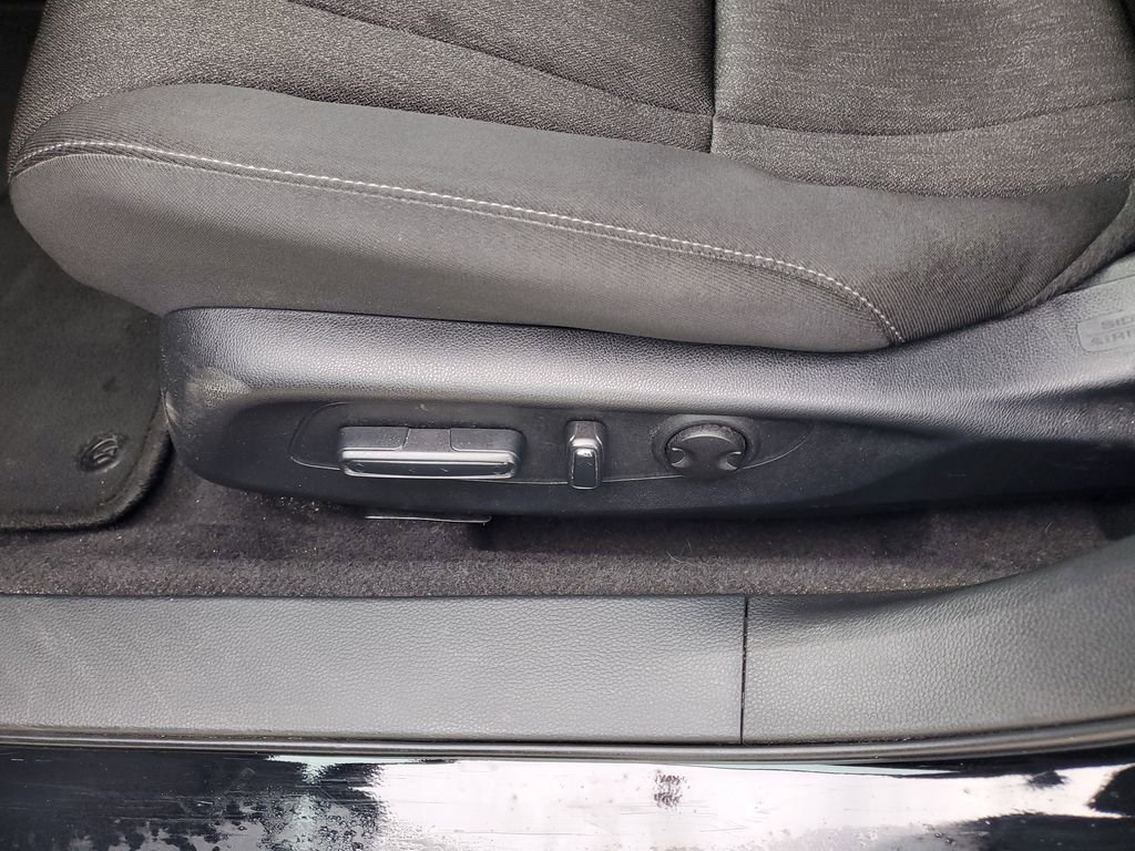 Used 2024 Honda Accord Sport image 15