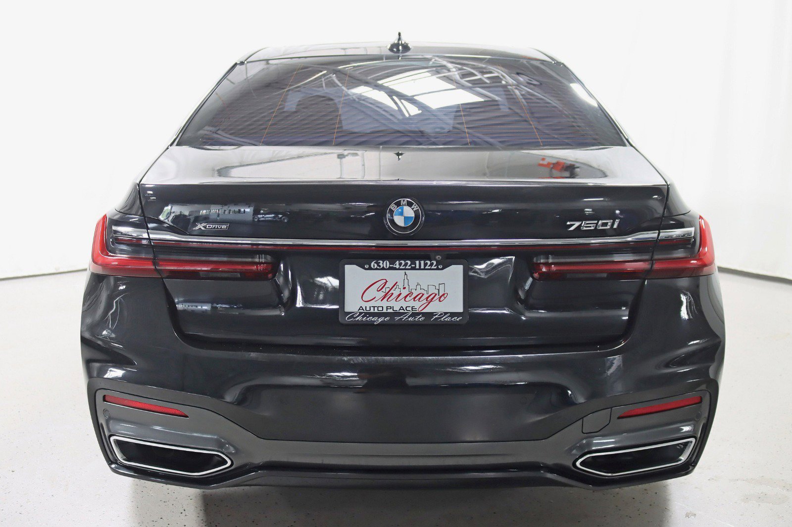 Used 2020 BMW 750i xDrive w/ Executive Package AWD/4WD image 13