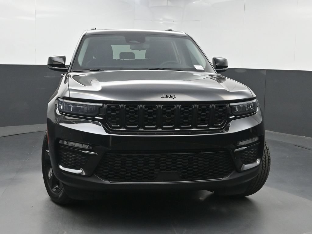 Used 2023 Jeep Grand Cherokee Limited w/ Black Appearance Package RWD image 45