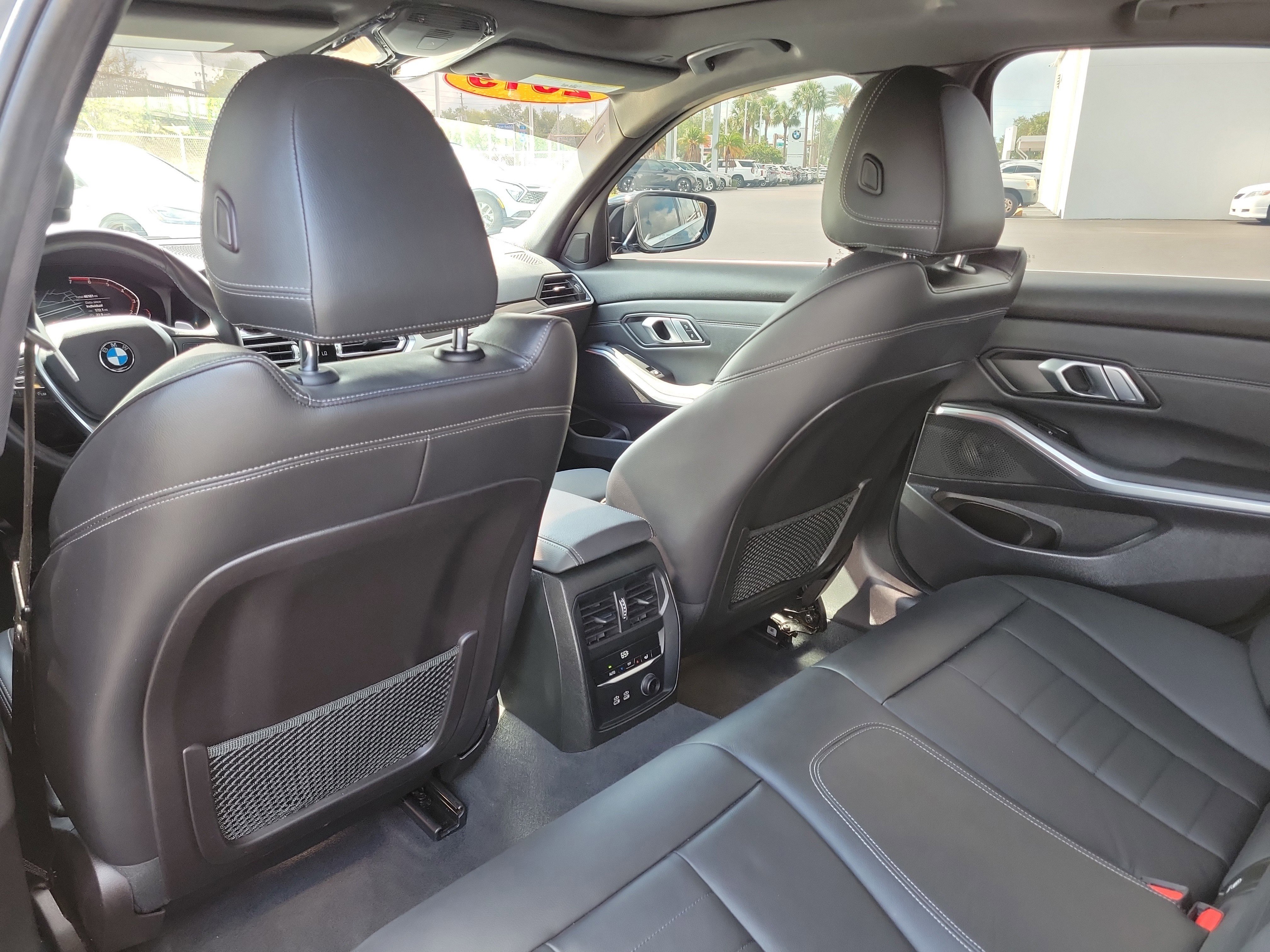 Used 2019 BMW 330i Sedan w/ Convenience Package RWD image 10