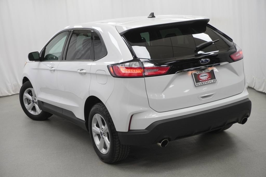 Used 2020 Ford Edge SE image 12