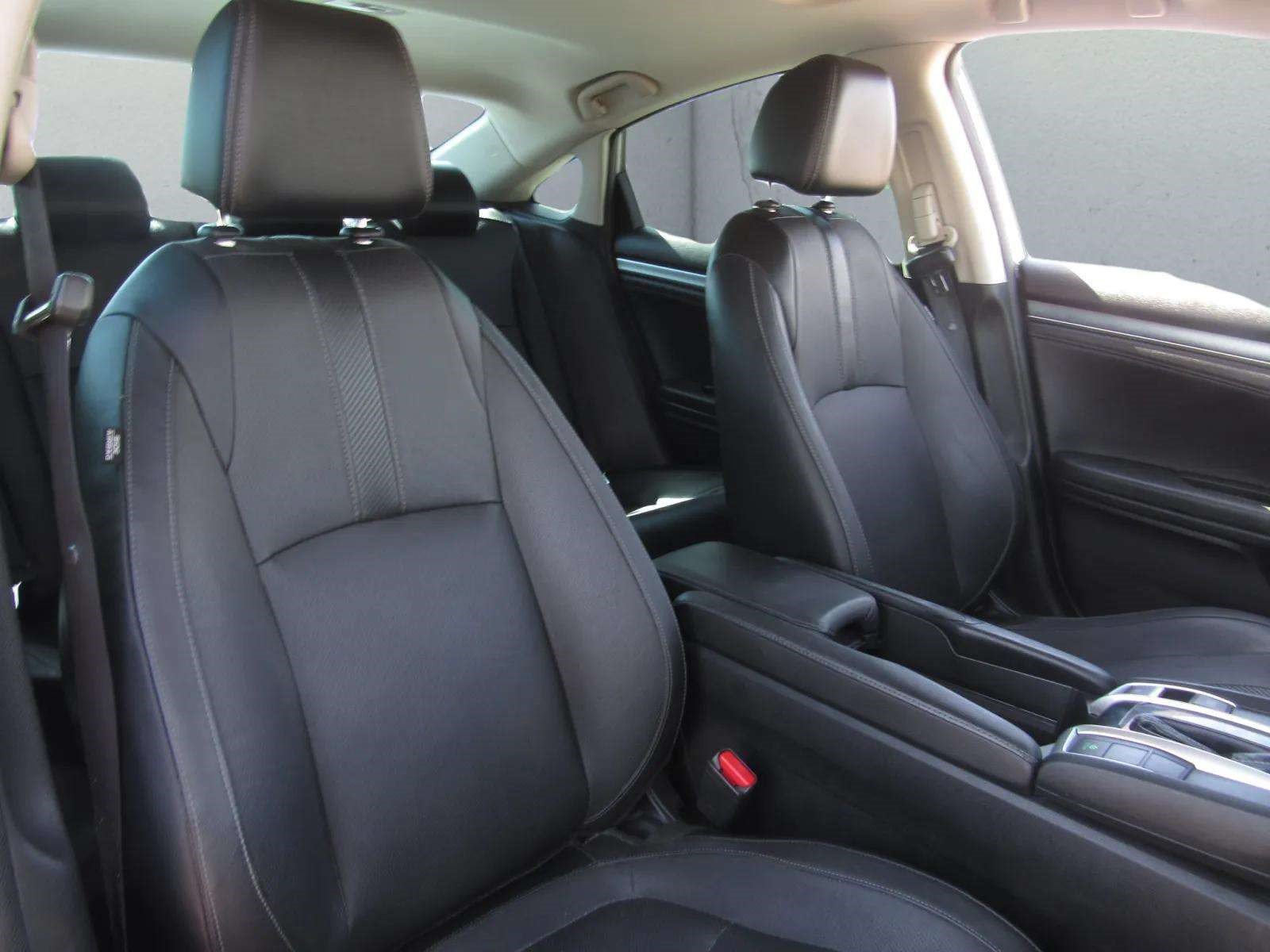 Certified 2017 Honda Civic Touring image 11