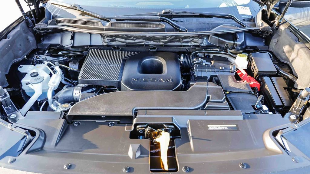 Used 2025 Nissan Murano SL image 32